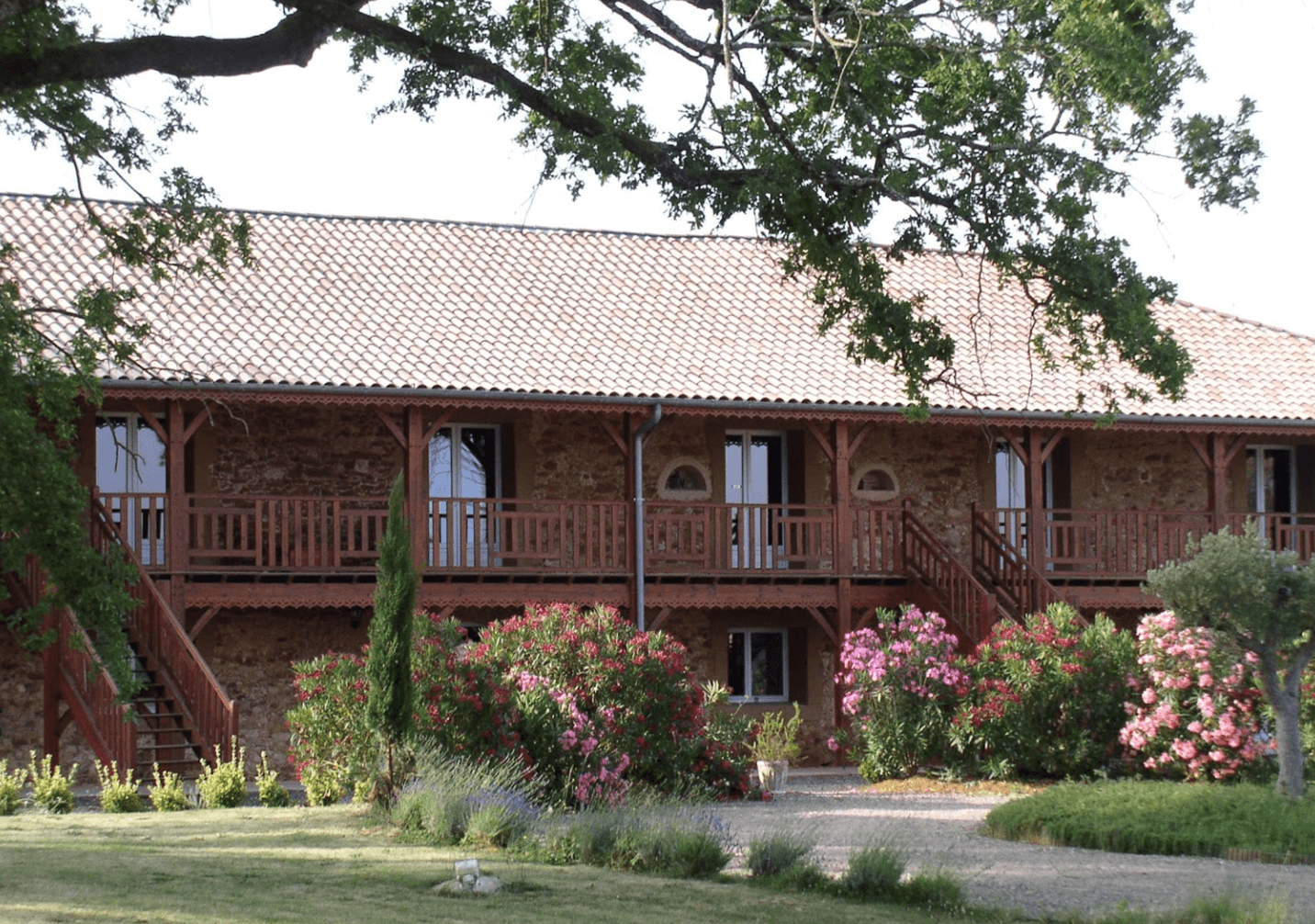 Gîte Maison des Cavaliers Château d'Izaute Gers